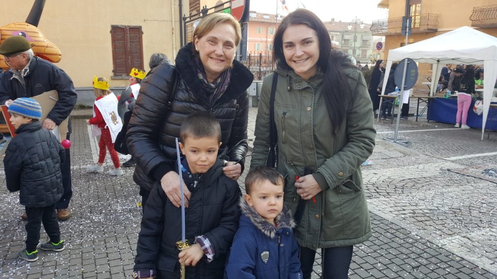 Scuole Serravalle sfilata carnevale 2020