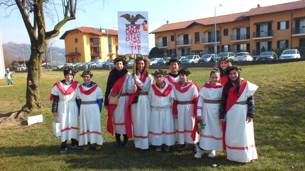 Scuole Serravalle sfilata carnevale 2020