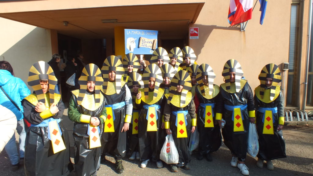 Scuole Serravalle sfilata carnevale 2020