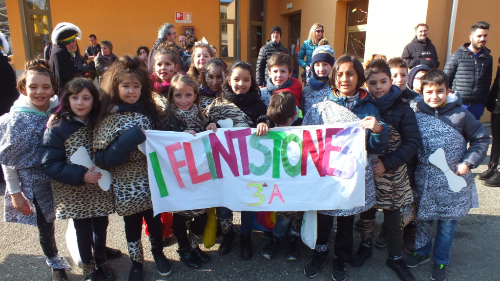 Scuole Serravalle sfilata carnevale 2020