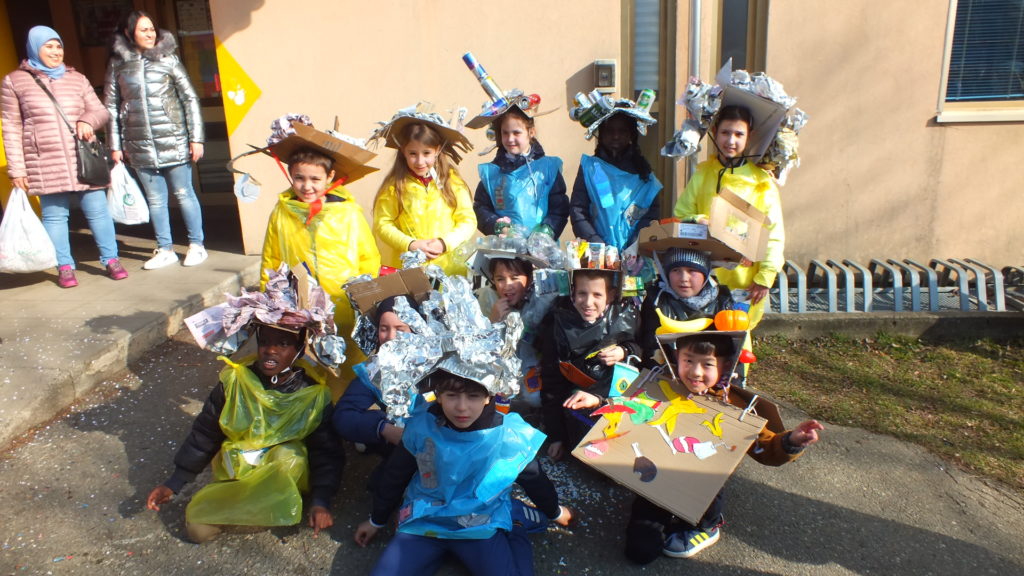 Scuole Serravalle sfilata carnevale 2020