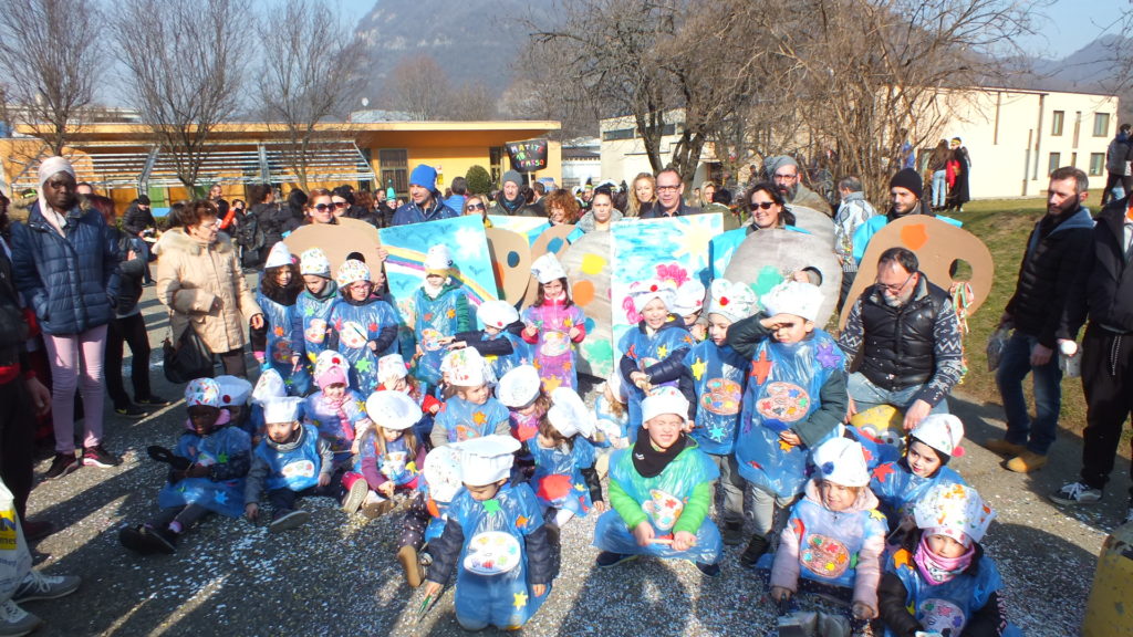 Scuole Serravalle sfilata carnevale 2020