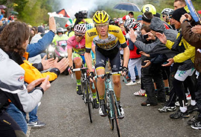 Il Giro d'Italia fa tappa a Mera: ma si rischia di dover ...