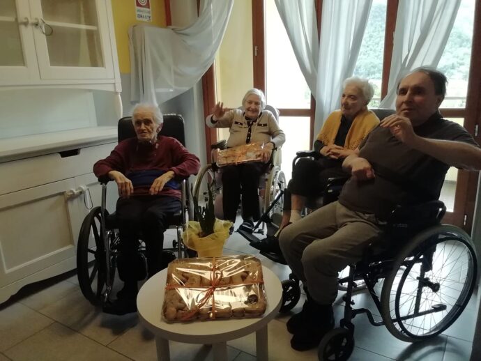 Quarona porta le "beatine" anche ai concittadini ospitati a Casa Serena