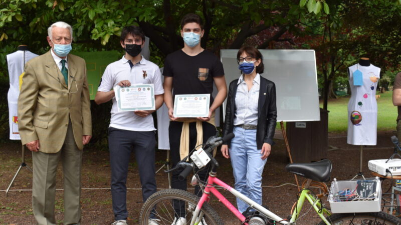 Bici elettrica che si ricarica quando frena: progetto di due ragazzi  dell'Ipsia di Borgosesia