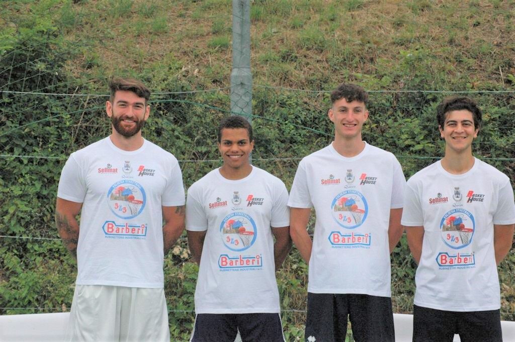 Debutta il Valsesia Street Basket: le foto dei ragazzi impegnati a Quarona