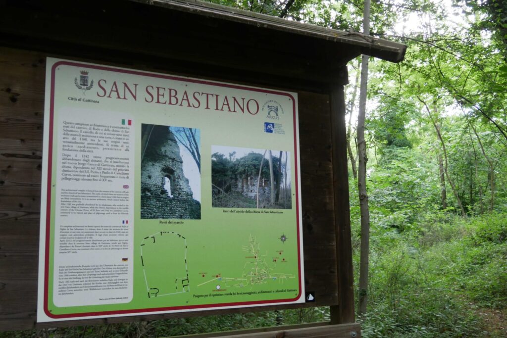 Gattinara protesta per San Sebastiano "inghiottito" dalla vegetazione