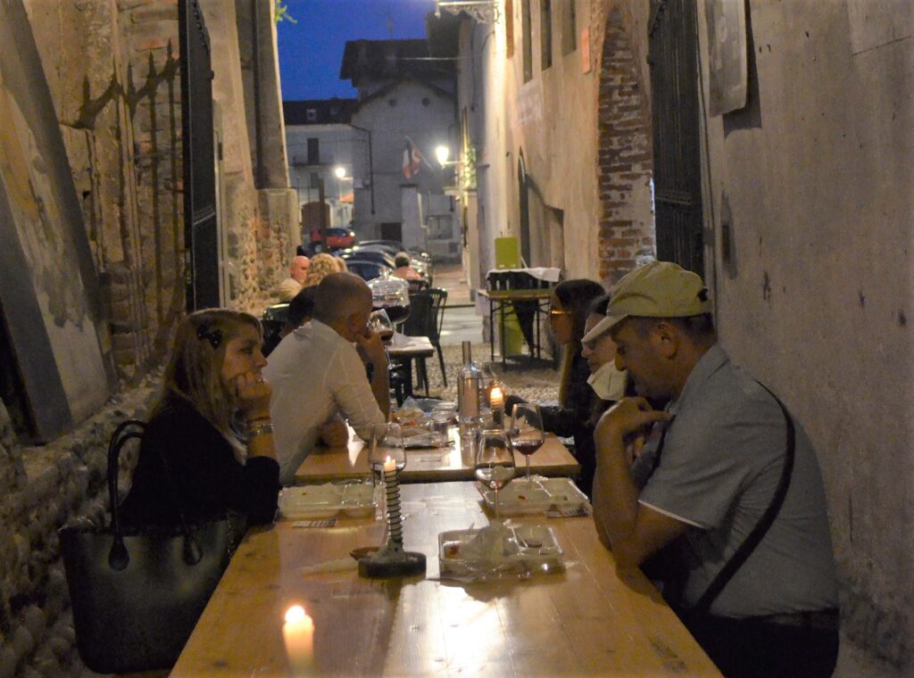 "Calici di stelle" più forte del maltempo: le foto dell'evento a Ghemme