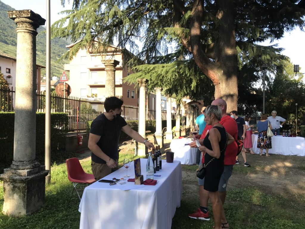 "Calici di stelle" più forte del maltempo: le foto dell'evento a Ghemme