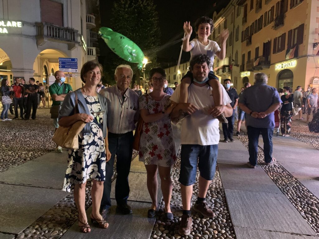 Varallo in piazza come ai tempi della "vecchia" Alpàa. Le foto