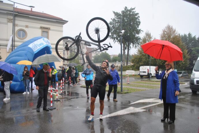 Anche Claudio Chiappucci alla Scopello-Busto Arsizio