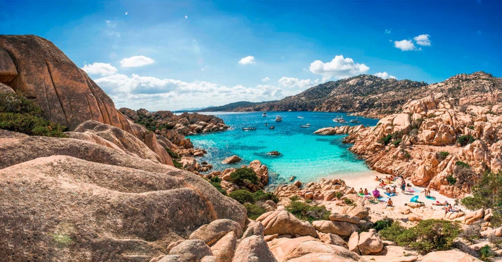 Come raggiungere facilmente la Sardegna per una vacanza?