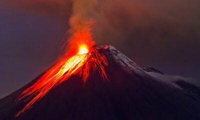 Eruzione vulcano
