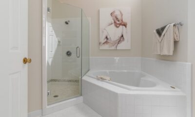 Vasca da bagno angolare