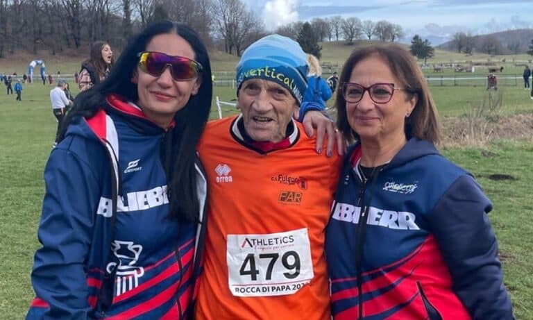 Angelo Cerello campione italiano di cross. Ha 92 anni